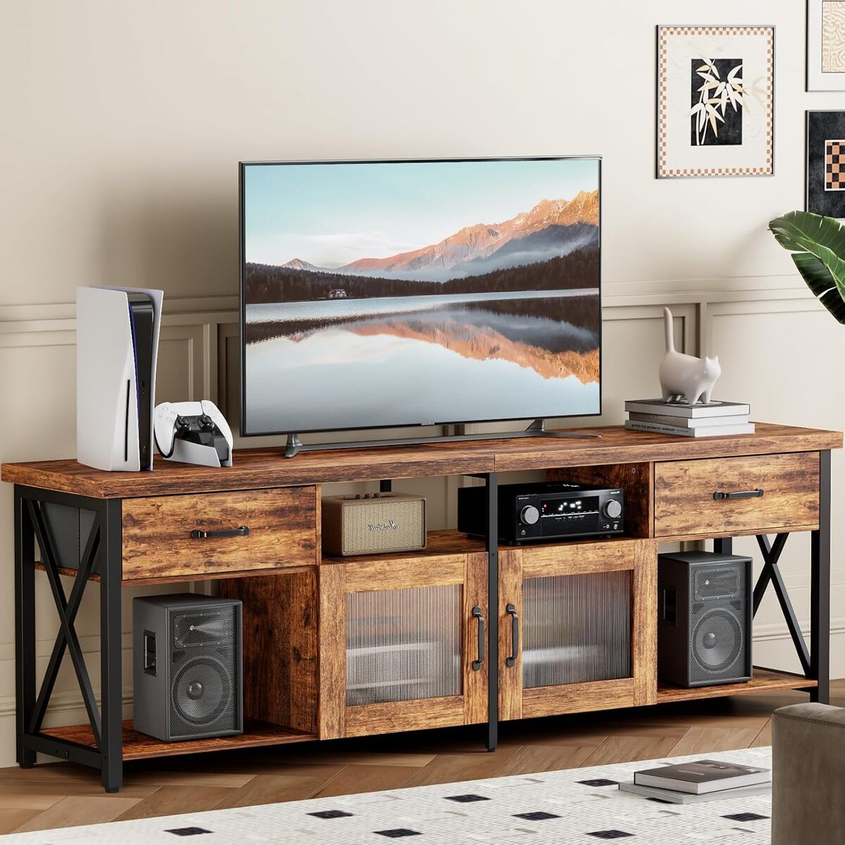 Test du meuble TV industriel 180 cm : est-il fait pour votre salon ?