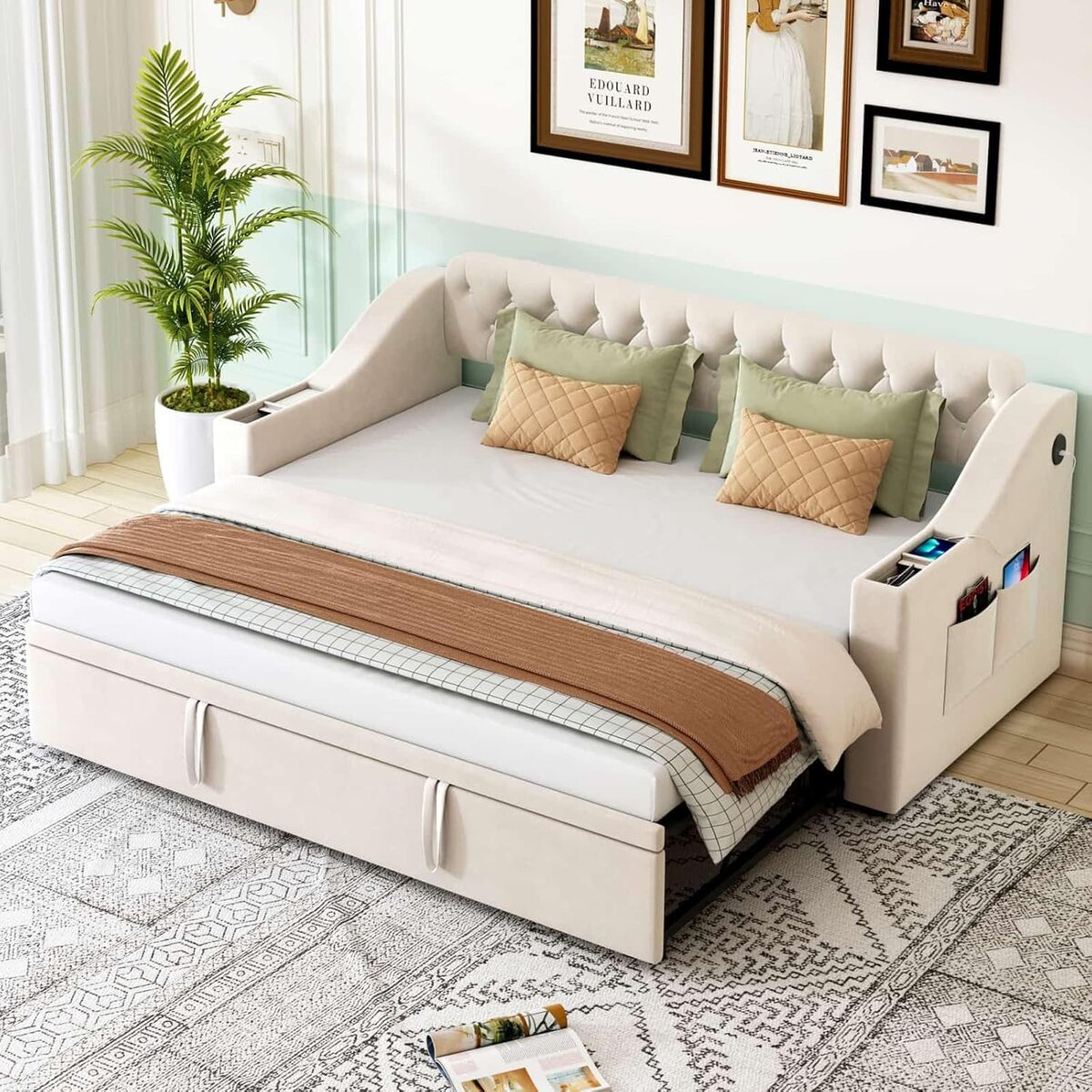 Test du canapé lit KOMHTOM avec rangement et port de charge