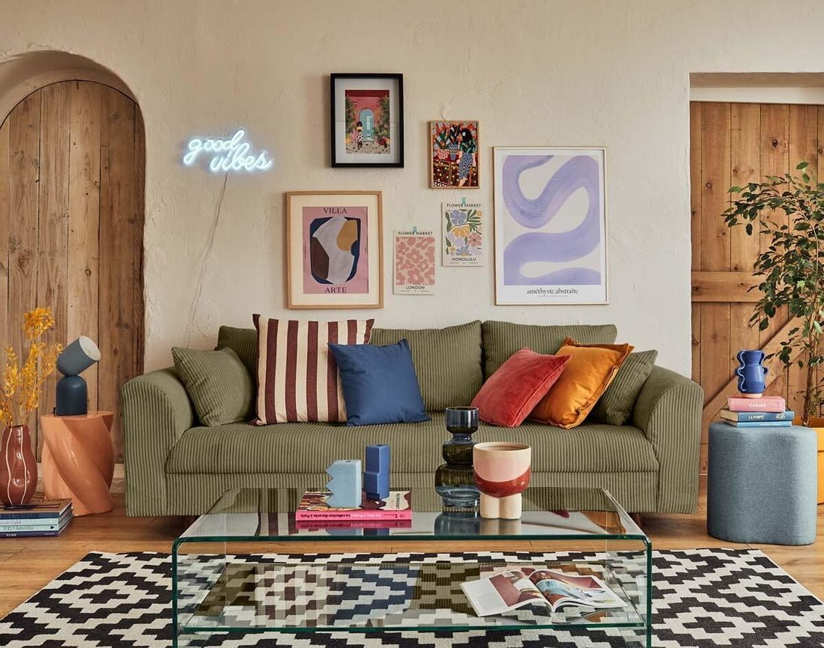 Avis sur le canapé Rune de Lisa Design en velours côtelé vert 3 places