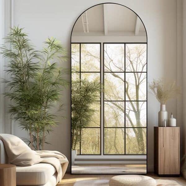 Découvrez le LunaMirror arqué : un design moderne de 192 x 85 cm. Éclairez votre intérieur avec son élégance et sa fonctionnalité exceptionnelle. Lisez notre avis complet pour mieux décider.