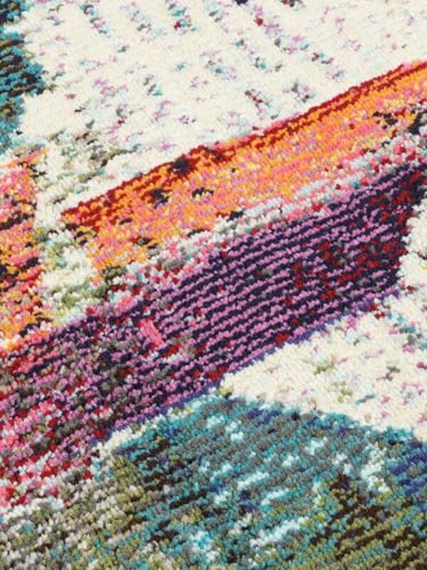 Découvrez l'élégance et le confort du tapis moderne RugVista Pablo, parfait pour rehausser votre intérieur avec style et confort.